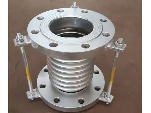 軸向(xiàng)内壓波紋(wen)補償器